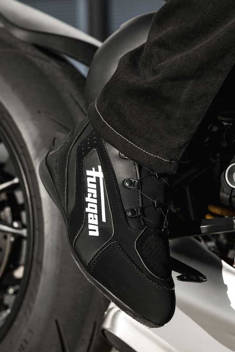 Chaussures Moto Furygan V4 EASY D3O® — Homologué CE Noir - Blanc - LE PRATIQUE DU MOTARD