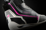 Baskets Moto Femme Étanches | Furygan™ V5 D3O® Lady WP Noir Blanc Rose — détail