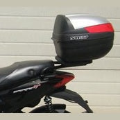 Fixation pour Top Case Aprilia Sportcity 125 - LE PRATIQUE DU MOTARD