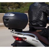 Top Case SHAD SH26 — Top Case Moto 26L Compact Urban - LE PRATIQUE DU MOTARD