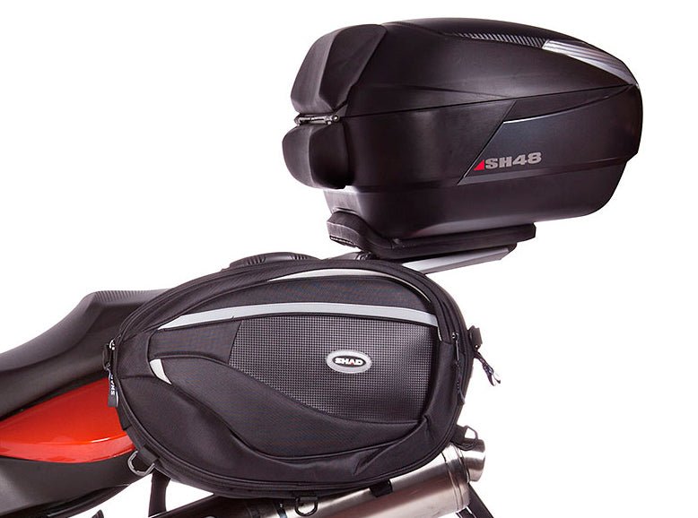 Fixation pour Top Case BMW F800GT/R - LE PRATIQUE DU MOTARD