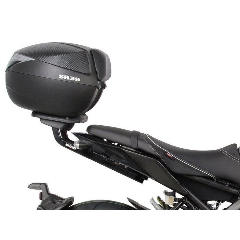 Fixation pour Top Case Yamaha MT 09 - LE PRATIQUE DU MOTARD
