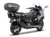 Fixation pour Top Case Kymco Ak 550 - LE PRATIQUE DU MOTARD