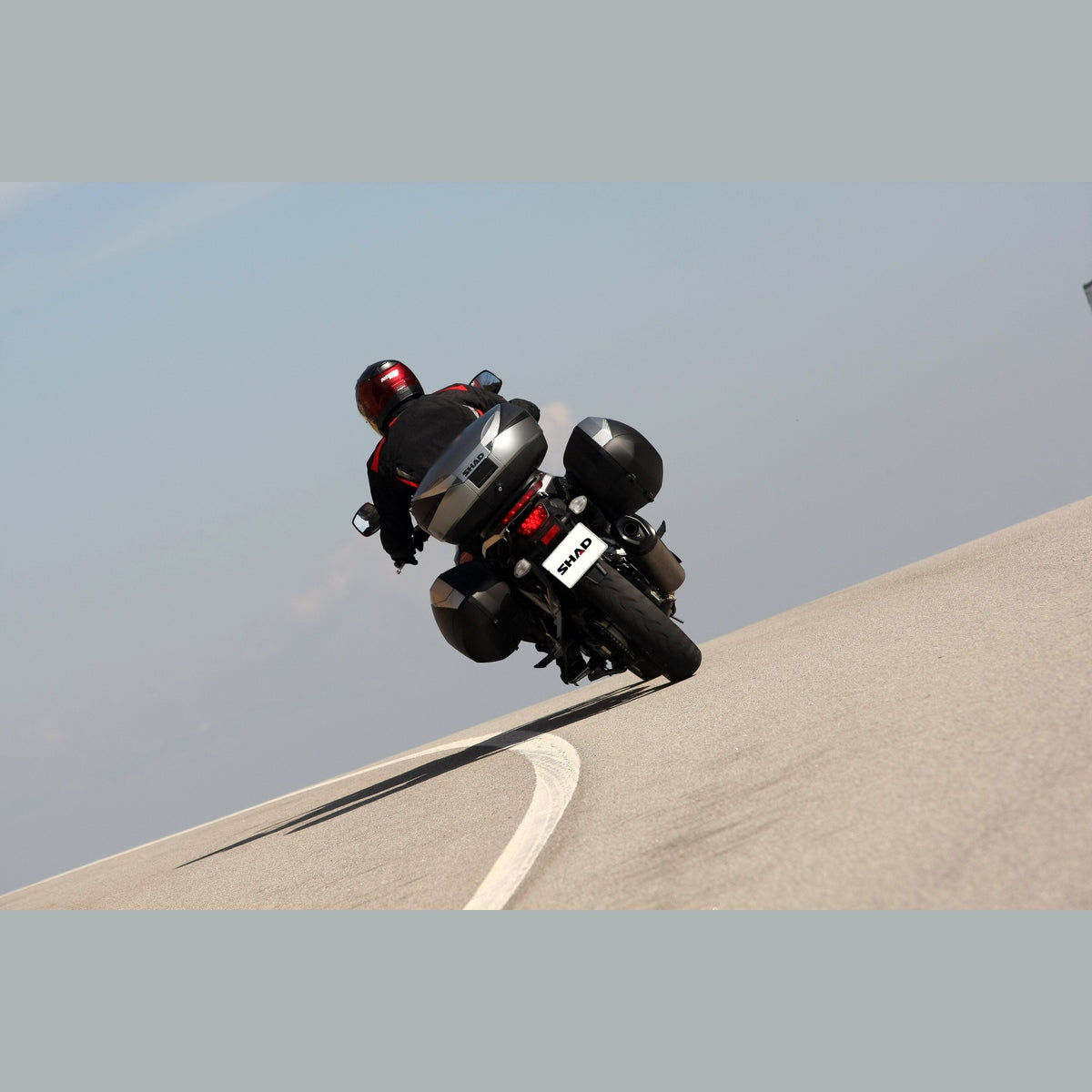 Valises Latérales SHAD SH36 Carbon — Set Sacoches Moto 2×36L Look Carbone - LE PRATIQUE DU MOTARD