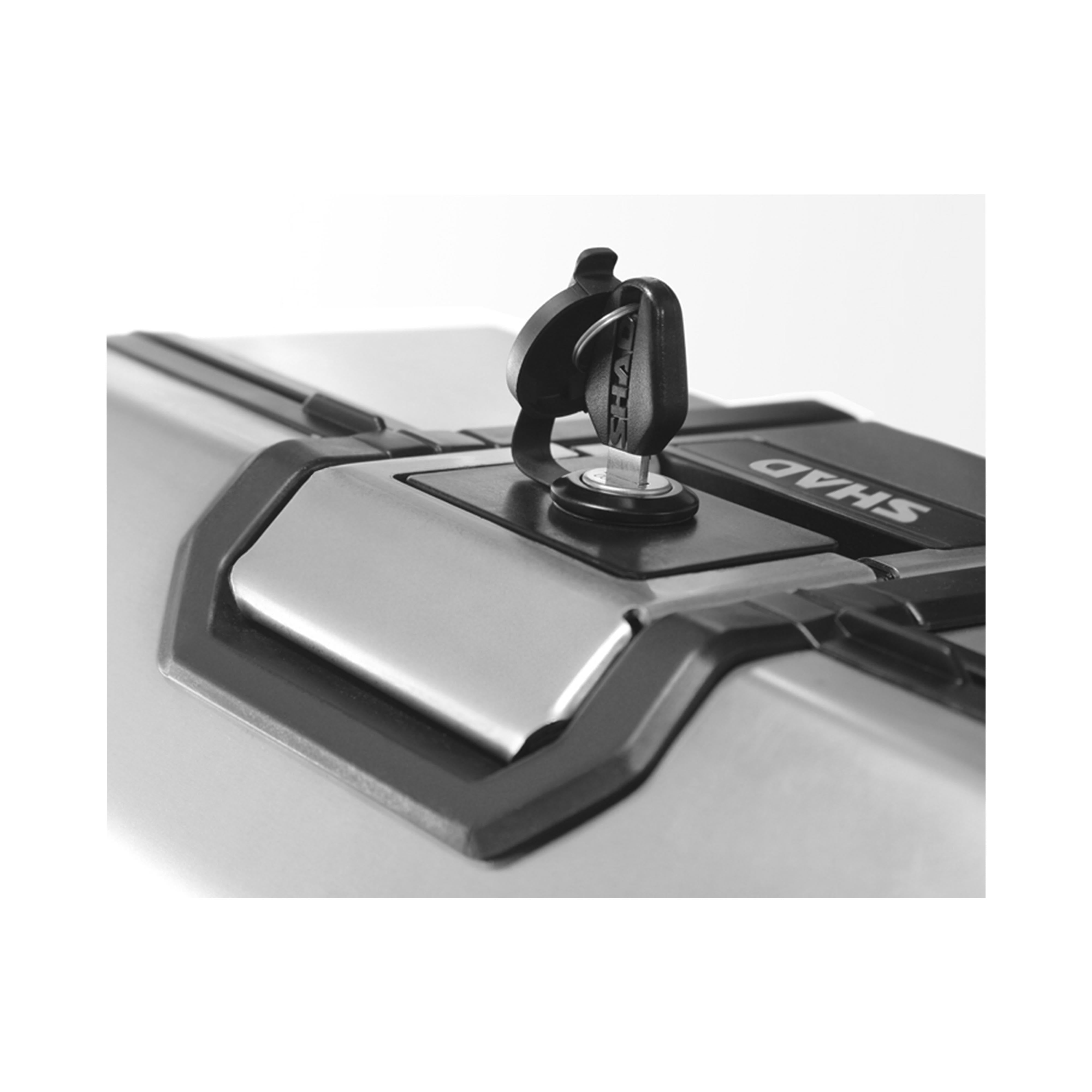 Valise Latérale Droite SHAD TR47R Terra — Sacoche Moto 47L Alu Trempé - LE PRATIQUE DU MOTARD