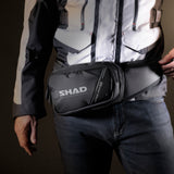 Sac Banane Moto SHAD SL03 — Sacoche Ceinture Moto 3L - LE PRATIQUE DU MOTARD