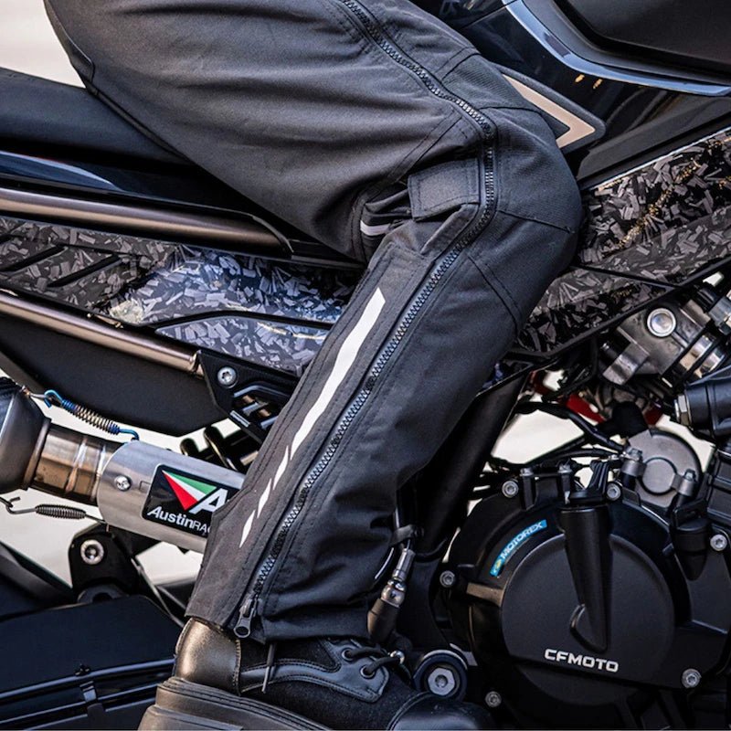 Surpantalon moto femme — zip latéral, étanche, CE2 | BORÉALE™ - LE PRATIQUE DU MOTARD