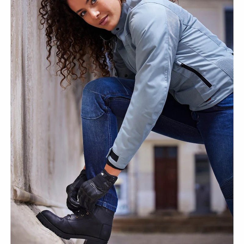 Chaussure moto femme pour gagner des cm | Janis Lady™ Furygan - LE PRATIQUE DU MOTARD
