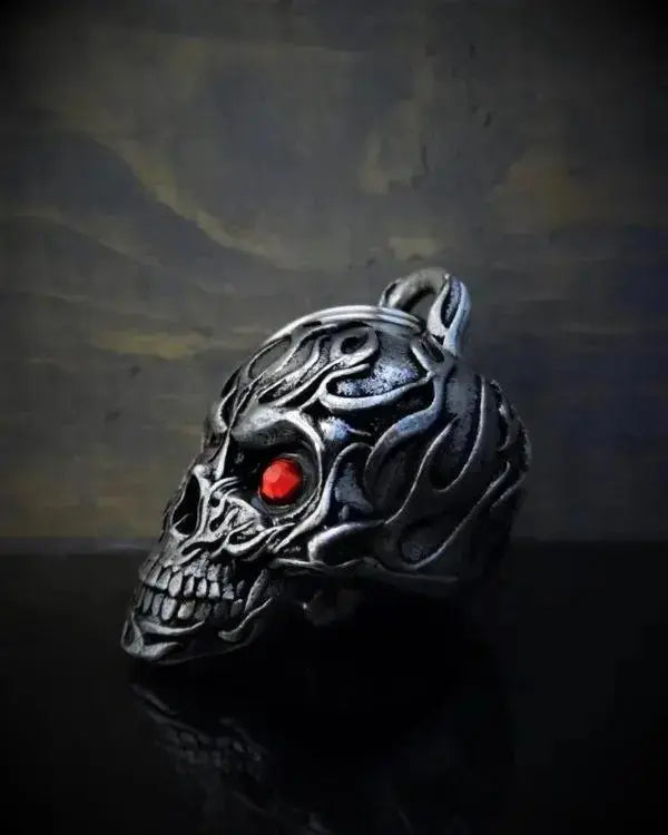 Cloche de moto unique "Cloche crânienne en diamant de flamme" - Le Pratique du Motard