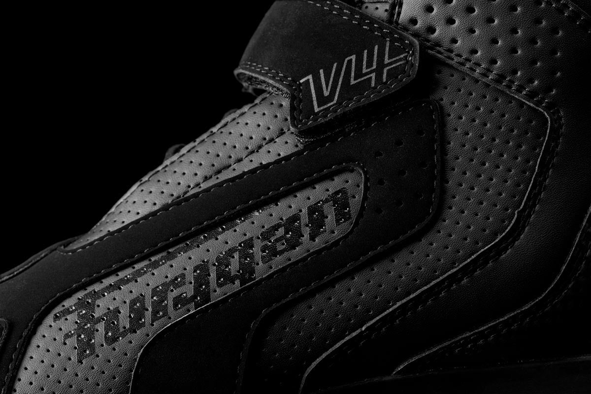 Chaussures Moto Furygan V4 VENTED — Homologué CE Noir - LE PRATIQUE DU MOTARD