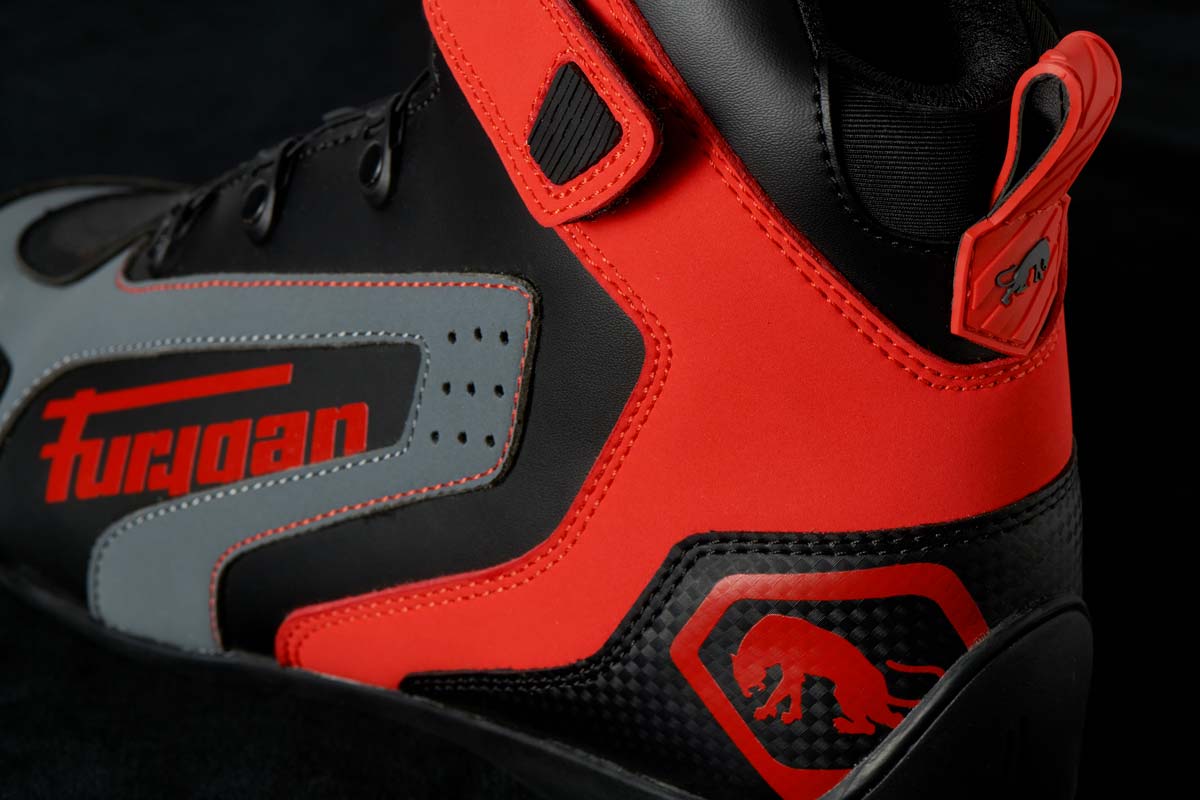 Chaussures Moto Furygan V4 EASY D3O® — Homologué CE Noir - Rouge - LE PRATIQUE DU MOTARD