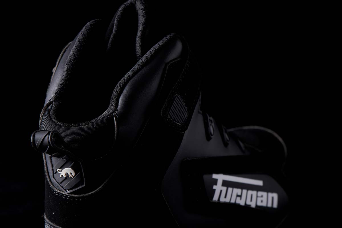 Chaussures Moto Furygan V4 EASY D3O® — Homologué CE Noir - Blanc - LE PRATIQUE DU MOTARD