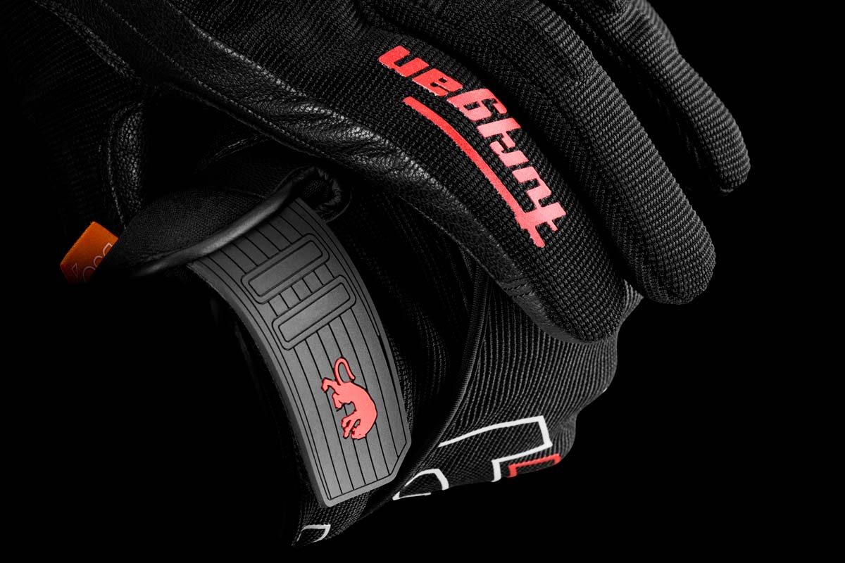 Gants Moto Furygan JET NEON D3O® Noir - Blanc - Rouge — Certifié CE - LE PRATIQUE DU MOTARD