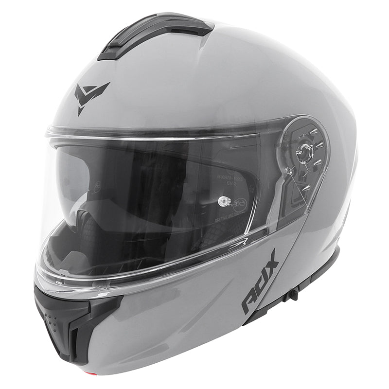 Casque modulable ADX AM600 Gris Brillant — vue trois-quarts avant, côté droit