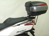 Fixation pour Top Case Kymco Downtown 125 - LE PRATIQUE DU MOTARD