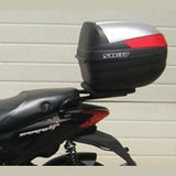 Fixation pour Top Case Aprilia Sportcity 125 - LE PRATIQUE DU MOTARD