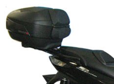 Fixation pour Top Case Piaggio MP3 Yourban - LE PRATIQUE DU MOTARD