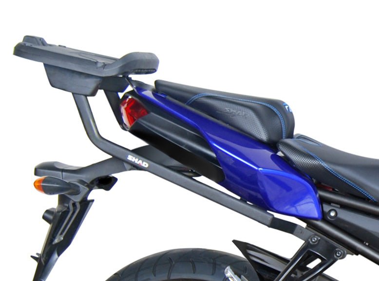 Fixation pour Top Case Yamaha FZ8 - LE PRATIQUE DU MOTARD