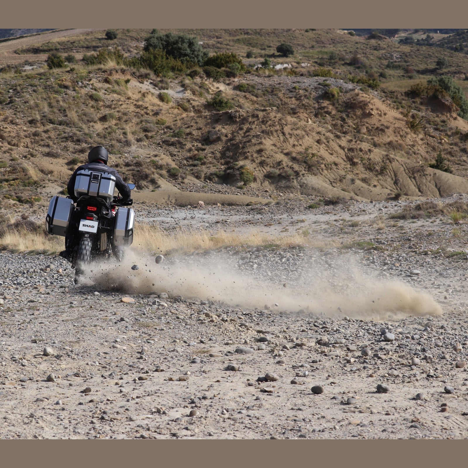 Valise Latérale Droite SHAD TR36R Terra — Sacoche Moto 36L Alu Adventure - LE PRATIQUE DU MOTARD