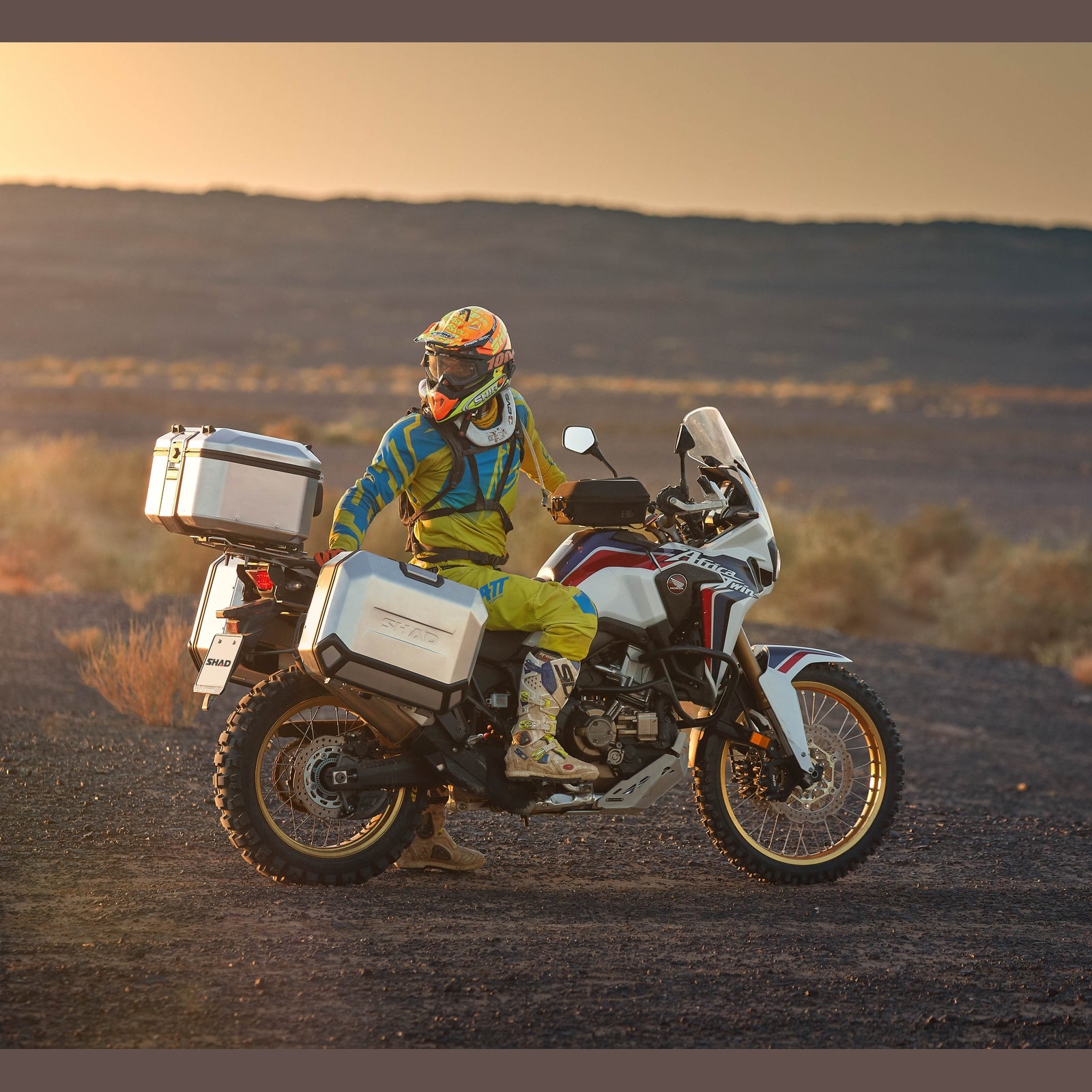 Valise Latérale Droite SHAD TR36R Terra — Sacoche Moto 36L Alu Adventure - LE PRATIQUE DU MOTARD