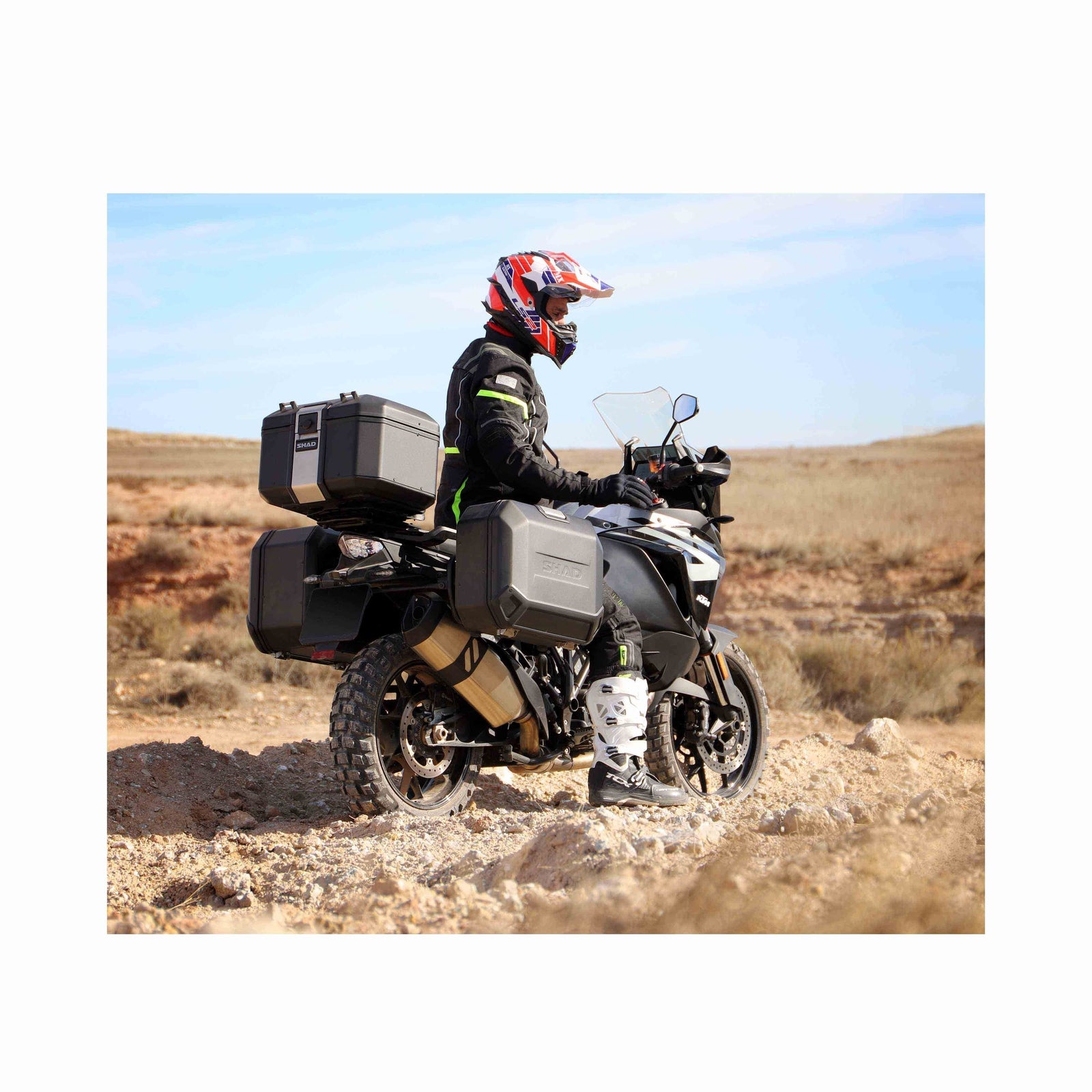 Valise Latérale Gauche SHAD TR36L Terra Black — Sacoche 36L Alu Noir Mat - LE PRATIQUE DU MOTARD