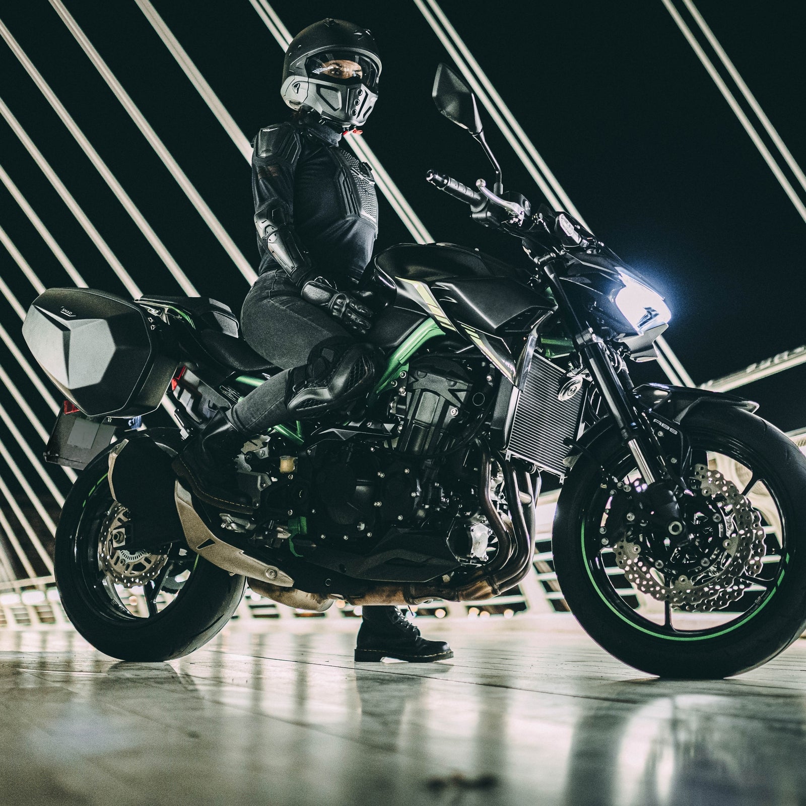Sacoches Hard Shell SHAD E48SR — Paire Semi - Rigides Moto 2×24L - LE PRATIQUE DU MOTARD