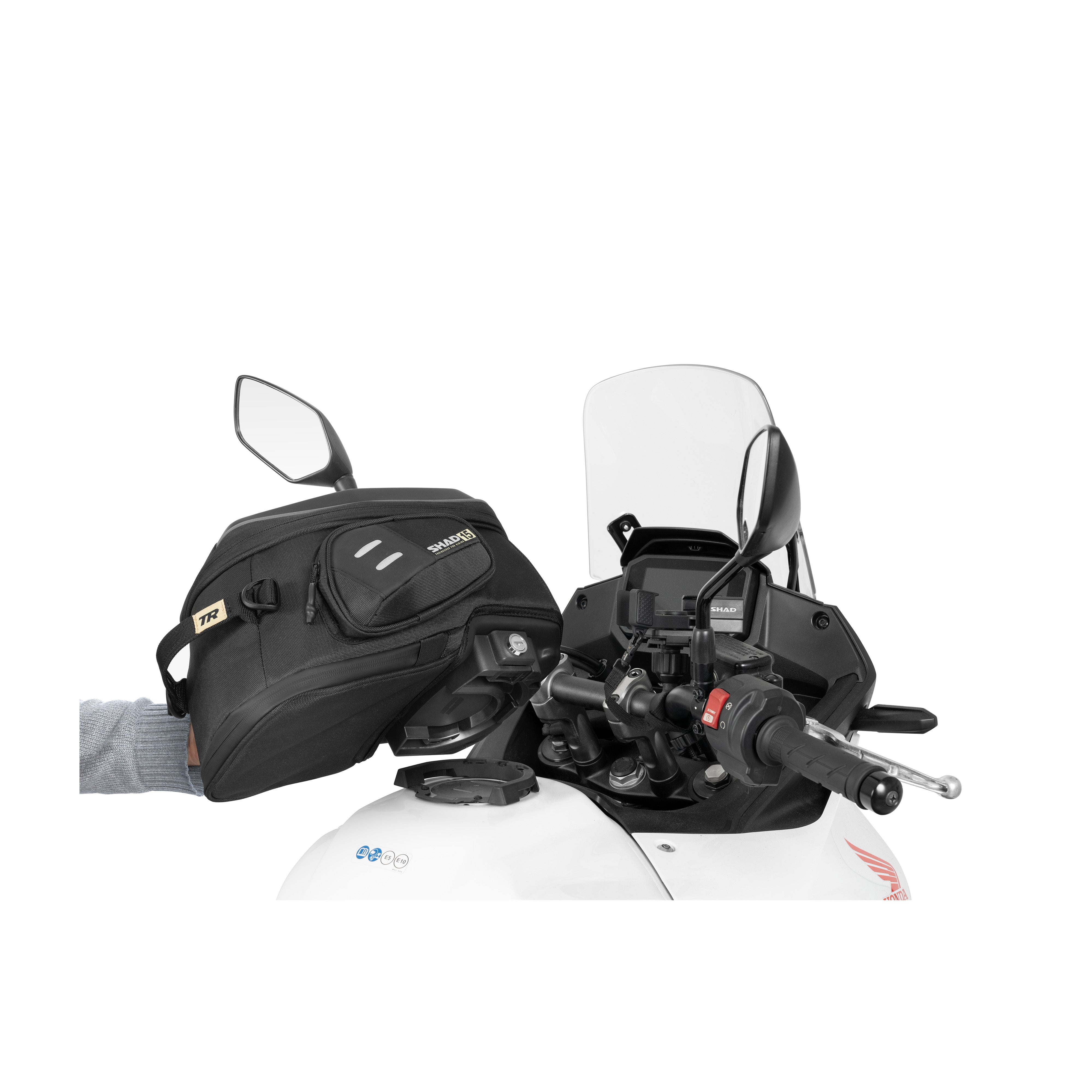 Fixation de Sacoche de Réservoir Click System Yamaha Tracer 9/GT - LE PRATIQUE DU MOTARD