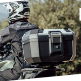 Top Case SHAD TR46 Terra Aluminium — Top Case Adventure Alu Poli 46L - LE PRATIQUE DU MOTARD