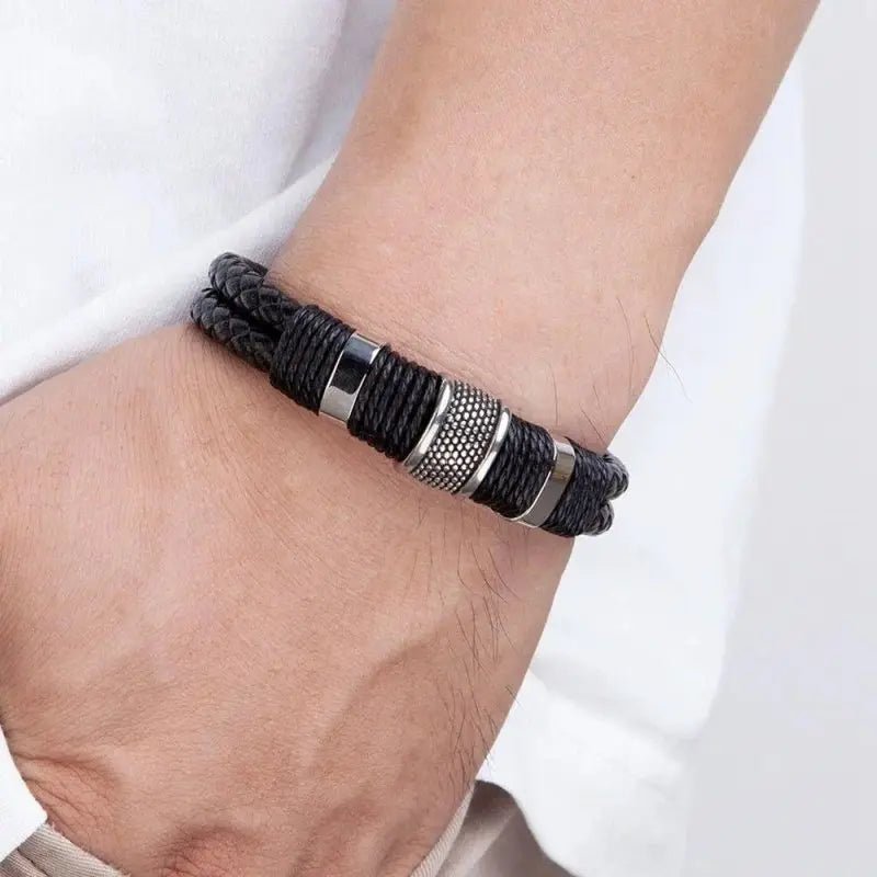 Bracelet moto cuir acier - LE PRATIQUE DU MOTARD