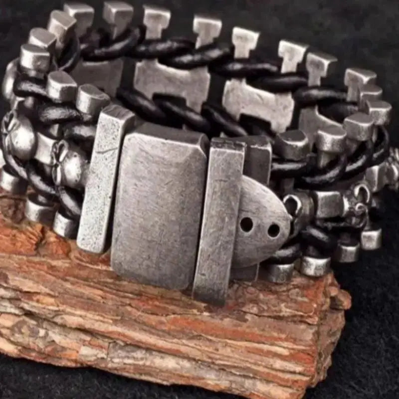 Bracelet Biker cuir et acier - Le Pratique du Motard