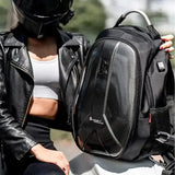 Sac a dos moto Carbone XGP-V2 - Le Pratique du Motard